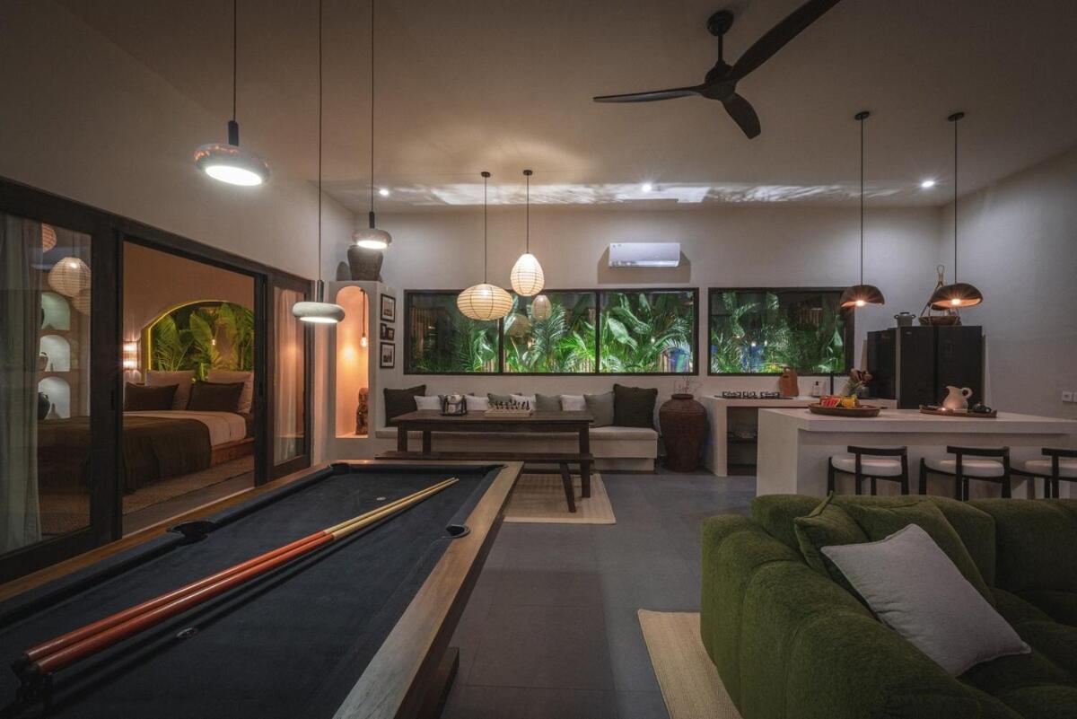The Jungle - Luxurious & Tropical Concept - 3Br - Central Canggu Exterior foto