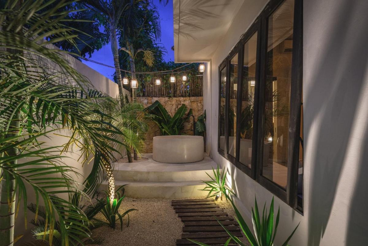 The Jungle - Luxurious & Tropical Concept - 3Br - Central Canggu Exterior foto